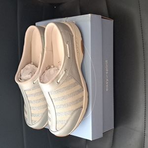 NIB EASY SPIRIT Mules